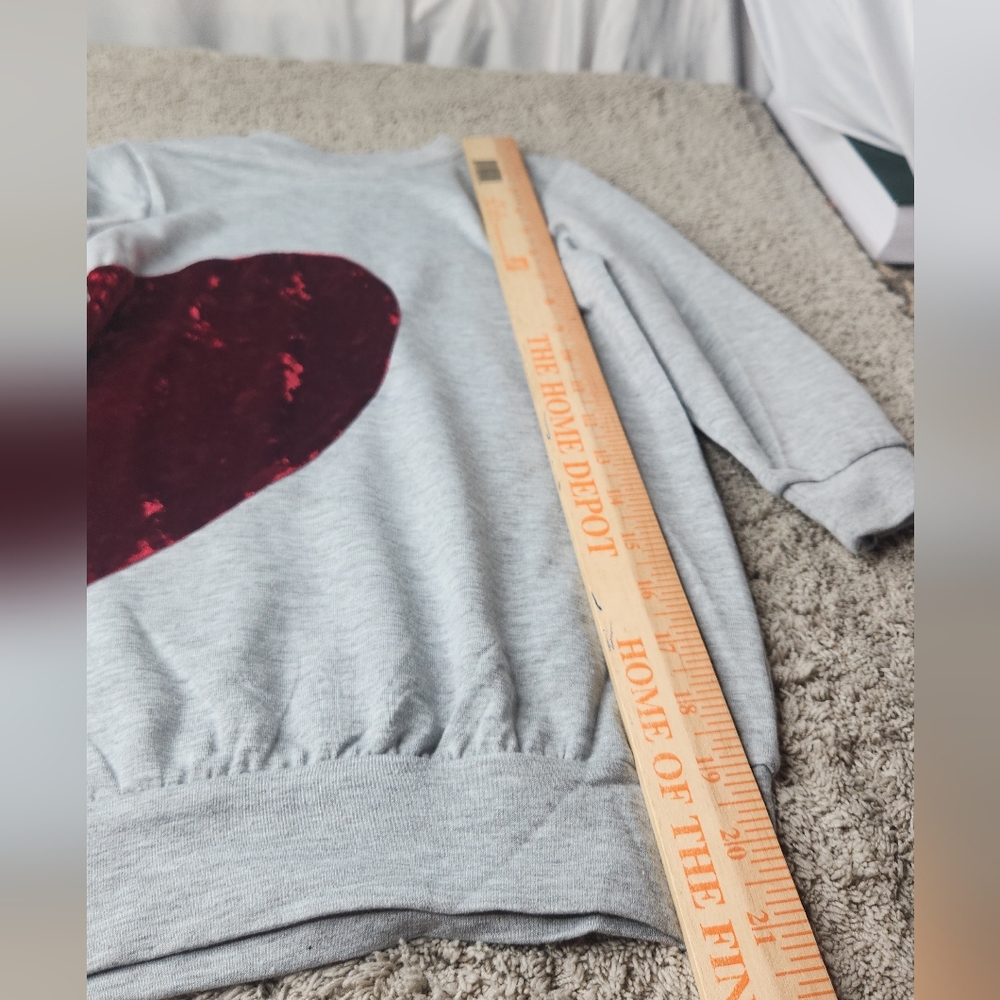 Toddler's Grey Over-Sized Long Sleeve Dress With Red Heart - Probably 3-4T - Picture 4 of 6